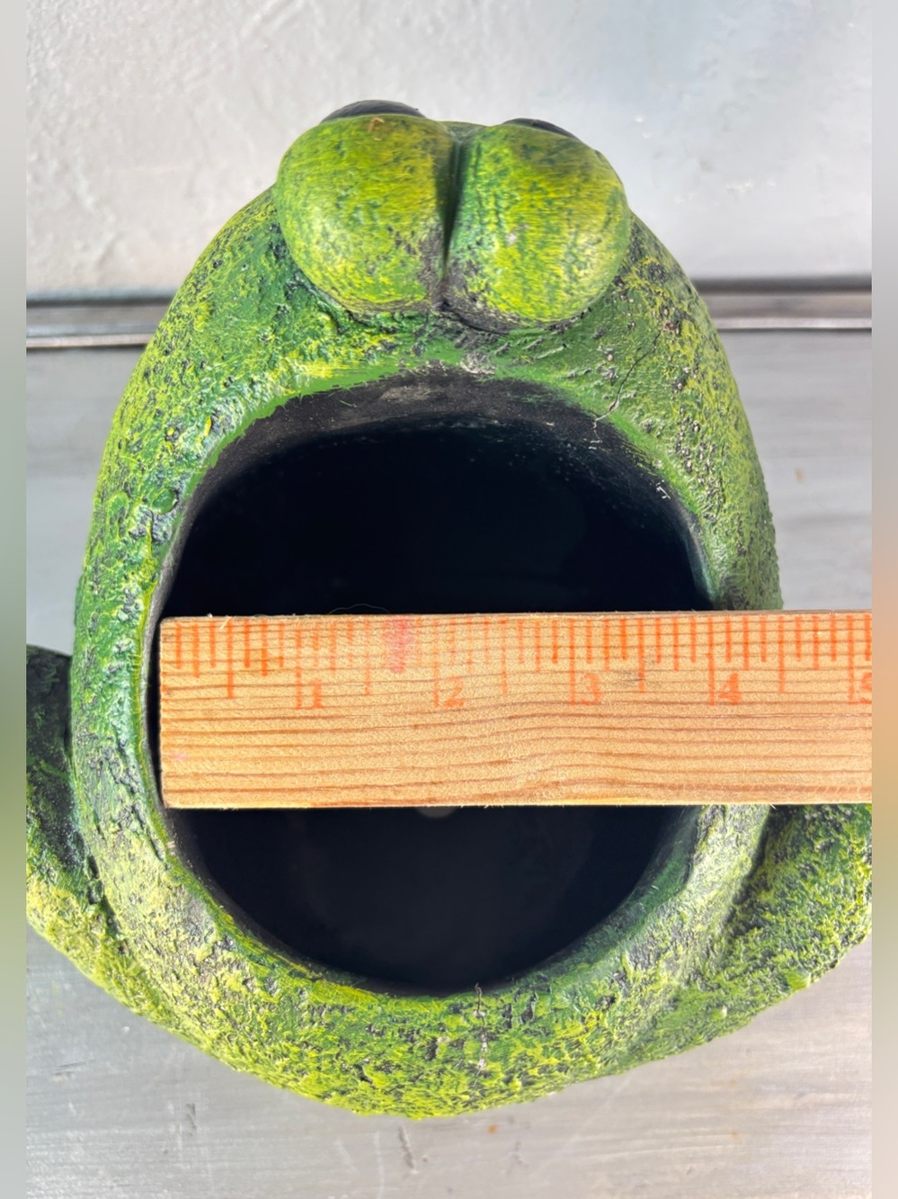 Big Booty RUDY Cement Frog Planter Medium Sized Heavy - Picture 13 of 14